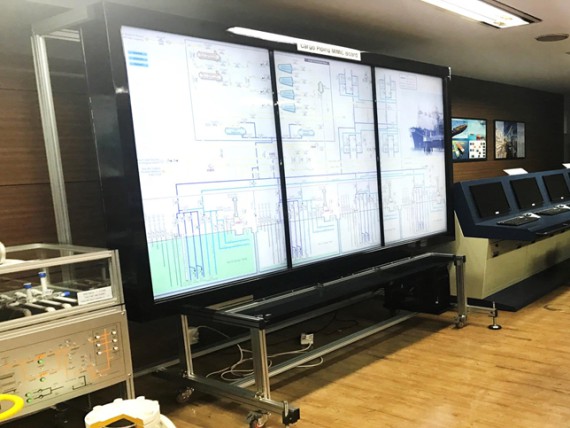 LNGC Simulation Room